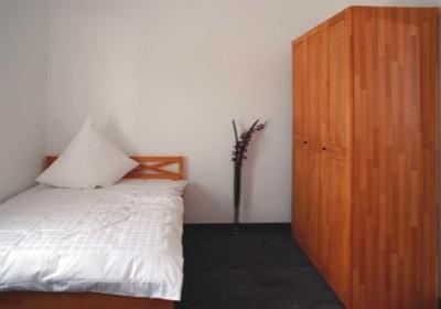 Inwest Hotel Garni Crailsheim Exterior photo